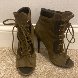 EUC Giuseppe army green lace up suede peep toe booties. Size 37